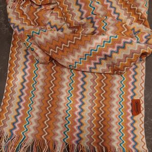 Missoni Zigzag Patterned Scarf